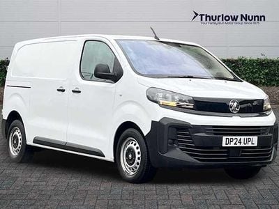 Used Vauxhall Vivaro 120 HP (88 kW) 2024 White MPV