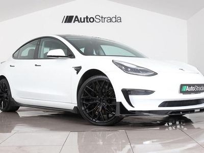 Used Tesla Model 3 Performance 461 kW (627 HP) 2019 White Sedan