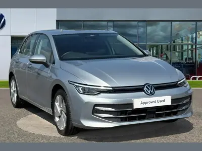 Used VW Golf VIII Style 147 HP (108 kW) 2025 Silver Hatchback
