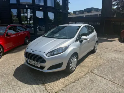 Used Ford Fiesta Style 75 HP (55 kW) 2013 Silver Hatchback