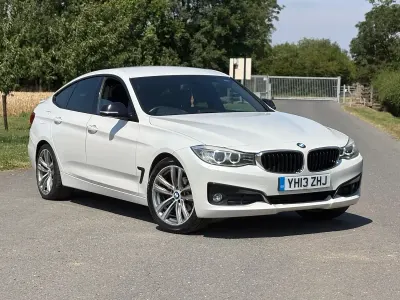 Used BMW 320 Sport Line 2013 White Hatchback