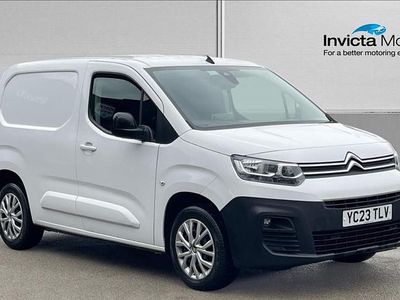 Used Citroën Berlingo 100 HP (73 kW) 2023 White MPV