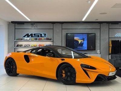 Used McLaren Artura 680 HP (500 kW) 2022 Orange Coupe