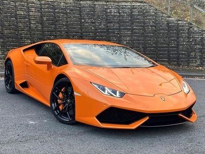 Used Lamborghini Huracán 580 HP (426 kW) 2018 Orange Coupe