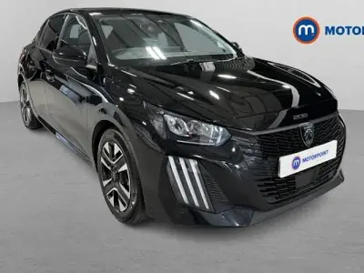 Używany Peugeot 208 Allure 101 KM (74 kW) 2025 Hatchback
