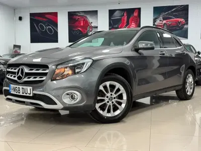 Used Mercedes GLA200 Executive 156 HP (114 kW) 2018 Grey SUV