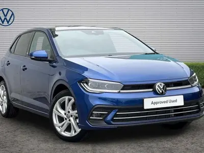 Used VW Polo Edition 95 HP (69 kW) 2026 Blue Hatchback