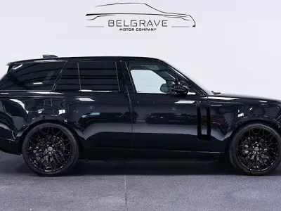 Used Land Rover Range Rover HSE 441 HP (324 kW) 2023 Black SUV
