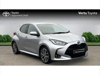 Used Toyota Yaris Hybrid 116 HP (85 kW) 2023 Silver Hatchback