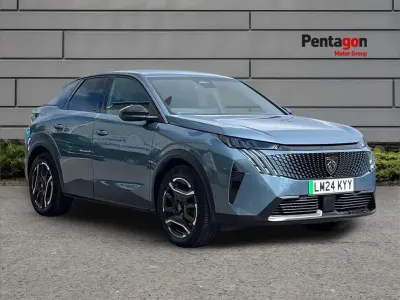 Käytetty Peugeot e-3008 Allure 156 kW (213 HP) 2024 Sininen Katumaasturi