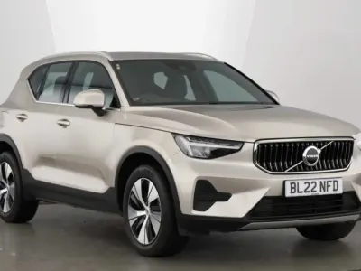 Used Volvo XC40 Core 208 HP (152 kW) 2023 SUV