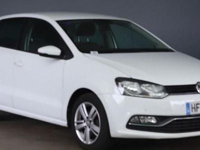 Used VW Polo Match 60 HP (44 kW) 2016 White Hatchback