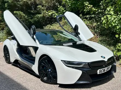 Used BMW i8 Comfort Edition 2016 White Coupe