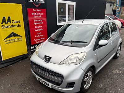 Used Peugeot 107 Allure 68 HP (50 kW) 2010 Silver Hatchback