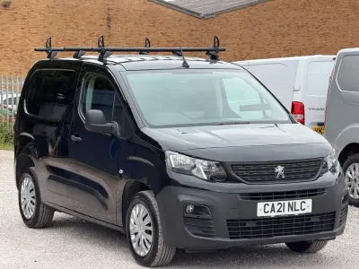 Used Peugeot Partner 131 HP (96 kW) 2021 Black MPV