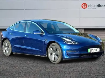 Używany Tesla Model 3 Long Range AWD 366 kW (498 KM) 2019 Niebieski Sedan/Limuzyna