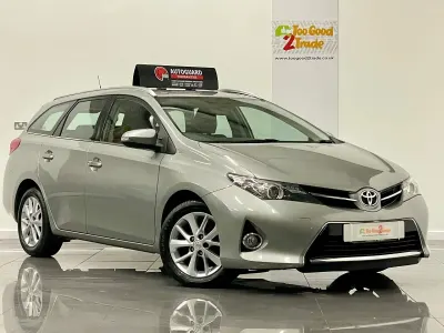 Used Toyota Auris
