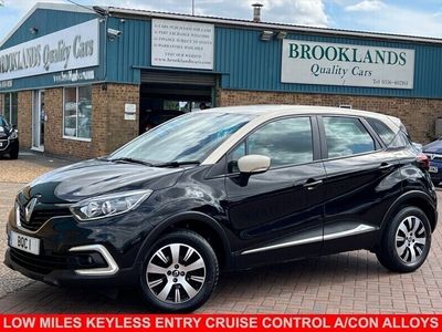 used Renault Captur 0.9 PLAY TCE 5d 89 BHP