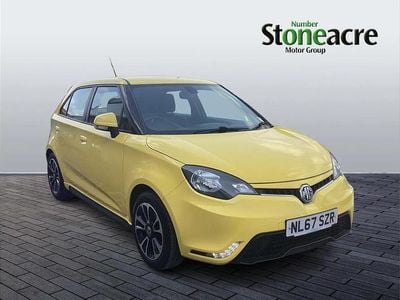 Used MG MG3 106 HP (77 kW) 2017 Yellow Hatchback