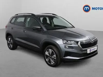 Usado Skoda Karoq SE Drive 110 HP (80 kW) 2023 Cinzento SUV