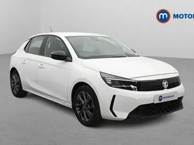 Used Vauxhall Corsa Design Edition 75 HP (55 kW) 2023 White Hatchback