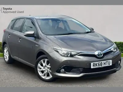 Used Toyota Auris Hybrid