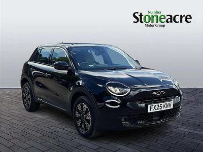 Używany Fiat 600 134 KM (98 kW) 2025 Czarny SUV