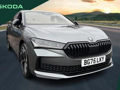 Used Skoda Superb SportLine 200 HP (147 kW) 2025 Grey Estate