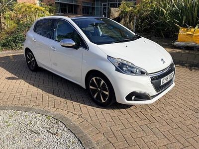 Used Peugeot 208 Allure Premium 2018 White Hatchback