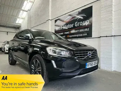 Usado Volvo XC60 SE Lux 190 CV (139 kW) 2015 Negro SUV
