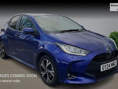 Used Toyota Yaris Hybrid Design 2024 Blue Hatchback