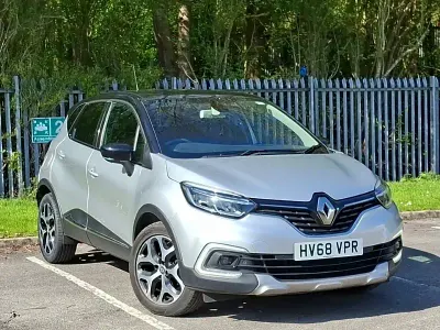 Second-hand Renault Captur GT-Line 90 CP (66 kW) 2018 Argintiu SUV