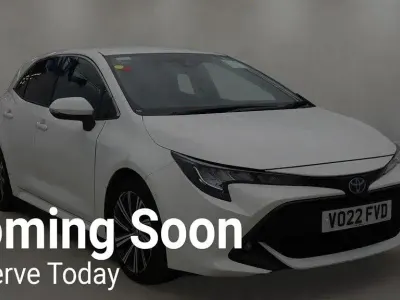 Used Toyota Corolla Design 2022 White Hatchback