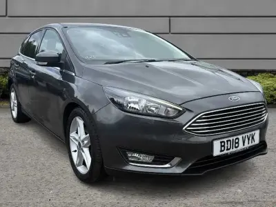 Used Ford Focus Titanium 123 HP (90 kW) 2018 Grey Hatchback