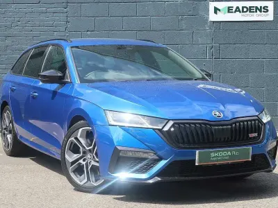 Used Skoda Octavia vRS 245 HP (180 kW) 2021 Race blue metallic Estate