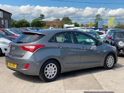 Used Hyundai i30 Classic 89 HP (65 kW) 2012 Grey Hatchback