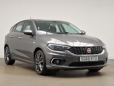 Grey Used 2016 Fiat Tipo Lounge Hatchback | £6,698 (Fair price)