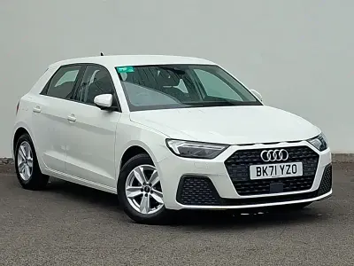 Used Audi A1 Design 95 HP (69 kW) 2021 White SUV