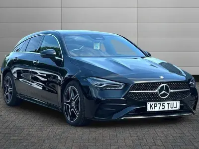 Used Mercedes CLA180 Shooting Brake Executive 148 HP (108 kW) 2025 Cosmos black Estate