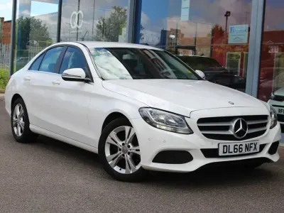 Used Mercedes C200 Executive 136 HP (100 kW) 2016 White Sedan