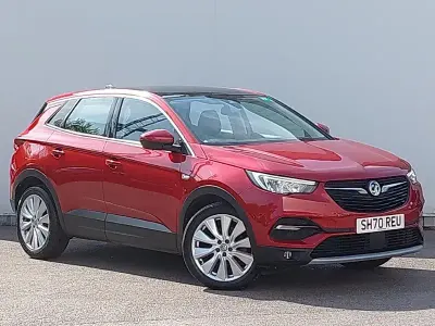 Used Vauxhall Grandland X Elite 130 HP (95 kW) 2020 Red SUV