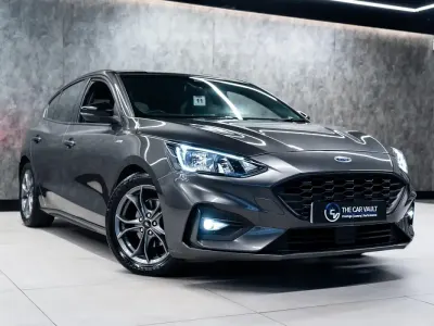 Used Ford Focus ST-Line 150 HP (110 kW) 2018 Grey Hatchback