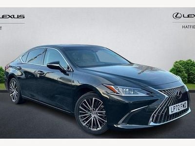 Used 2021 Lexus ES300H Sedan | £28,975 (Fair price)