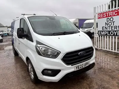 Begagnad Ford Transit Custom Limited 130 HK (95 kW) 2022 Vit Van