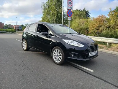 Used Ford Fiesta Titanium 98 HP (72 kW) 2016 Black Hatchback