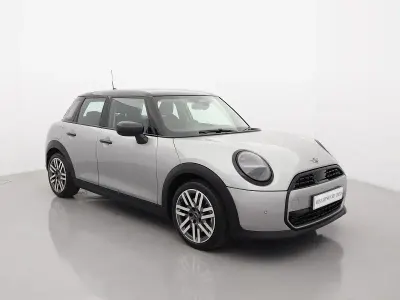 Używany Mini Cooper Hatch 154 KM (113 kW) 2024 Srebrny Hatchback