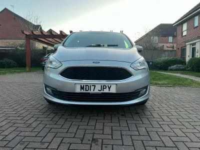 Usado Ford C-MAX Zetec 2017 Prateado Monovolume