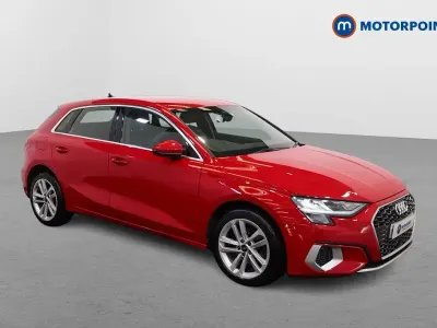 Begagnad Audi A3 Sport 2022 Röd Sedan