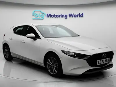 Used Mazda 3 122 HP (89 kW) 2022 White Hatchback