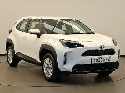 Used Toyota Yaris Hybrid 116 HP (85 kW) 2023 White Estate